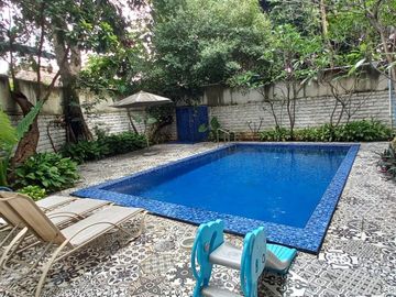 Rumah Bonus Kantor dan Ruang Usaha, 1.5km ke Pondok Labu Raya