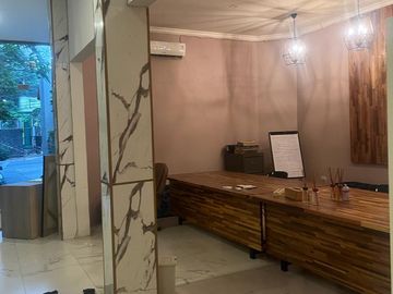 Rumah Bonus Kantor dan Ruang Usaha, 1.5km ke Pondok Labu Raya