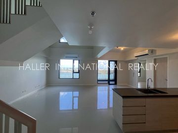 PH-X Mandani Bay Suites