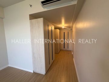 PH-X Mandani Bay Suites