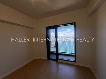 PH-X Mandani Bay Suites