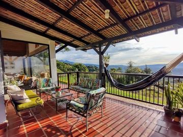 Vendo espectacular casa finca en La Clorinda Borrero Ayerbe