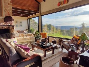 Vendo espectacular casa finca en La Clorinda Borrero Ayerbe