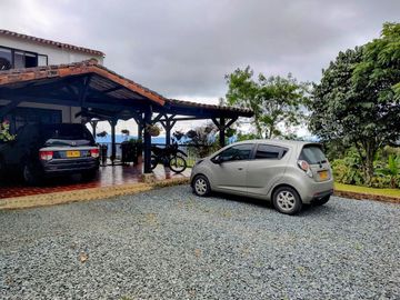Vendo espectacular casa finca en La Clorinda Borrero Ayerbe