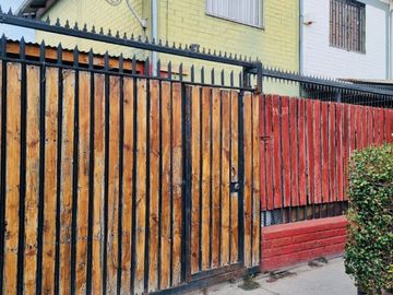 Venta casa dos pisos construccion solida San Bernardo