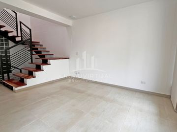 SE ARRIENDA CASA PINARES ALTO