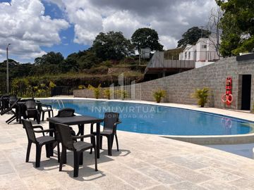 SE ARRIENDA CASA PINARES ALTO