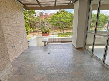 SE ARRIENDA CASA PINARES ALTO