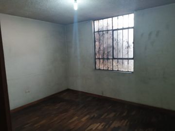 CASA EN VENTA EN LOS FICUS SANTA ANITA!