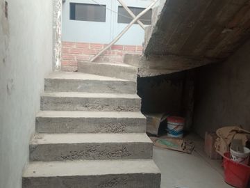 Excelente oportunidad de inversión, VMT cercado, Hogar Policíal,a  3 cdrs VMT
