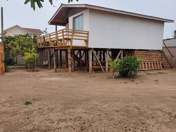 CASA Y SITIO PARA CONSTRUIR EN EL QUISCO.