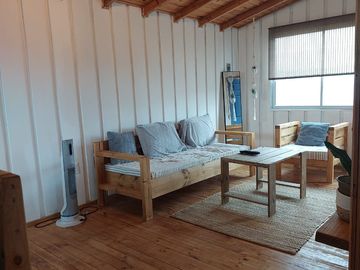 CASA Y SITIO PARA CONSTRUIR EN EL QUISCO.