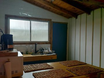 CASA Y SITIO PARA CONSTRUIR EN EL QUISCO.