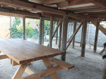 CASA Y SITIO PARA CONSTRUIR EN EL QUISCO.