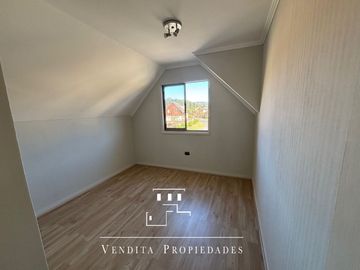 Dentro de Condominio San Pedro del Valle