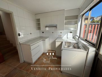 Dentro de Condominio San Pedro del Valle