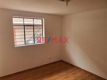 Se Vende Departamento Amplio 1er piso En El Callao