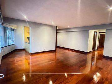 Bajó de precio !!!! Lindo Departamento en Chacarilla de 206m2
