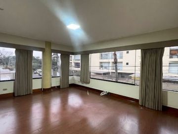 Bajó de precio !!!! Lindo Departamento en Chacarilla de 206m2