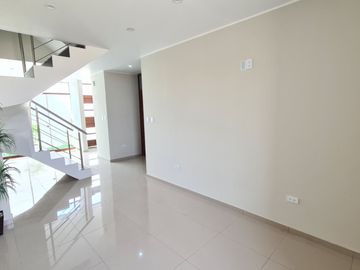 Casa de estreno en Dunas de La Florida VI Etapa – Diseño moderno y ubicación estratégica