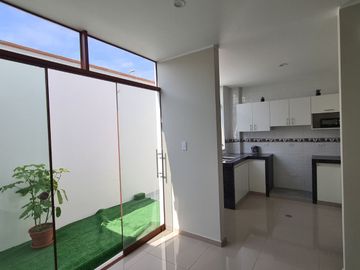 Casa de estreno en Dunas de La Florida VI Etapa – Diseño moderno y ubicación estratégica
