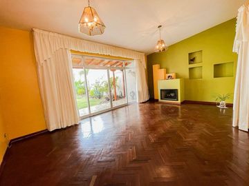 LINDA CASA 372M2, 05 DORMITORIOS 02 TERRAZAS EN CORPAC SAN ISIDRO