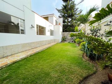 LINDA CASA 372M2, 05 DORMITORIOS 02 TERRAZAS EN CORPAC SAN ISIDRO