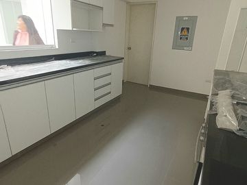Departamento de estreno cerca a parques y colegios