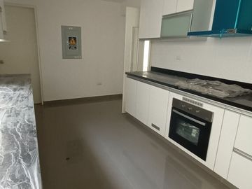 Departamento de estreno cerca a parques y colegios