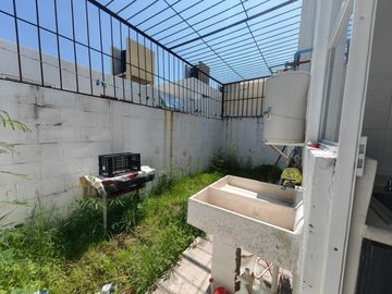 VENTA CASA, CON ALBERCA, XOCHITEPEC MORELOS