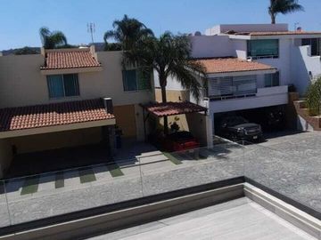 Casa en Venta en Bugambilias, coto Santa Fe, Zapopan, Jalisco