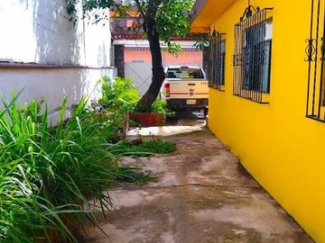 Jiutepec, Casa sencilla en buenas condiciones y mantenimiento.