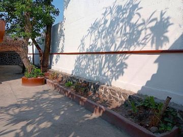 Jiutepec, Casa sencilla en buenas condiciones y mantenimiento.