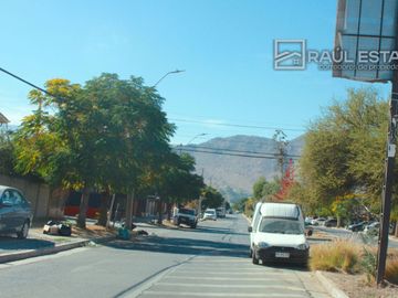 Vendemos casa de 3 dormitorios, 3 baños en Villa Las Bodegas