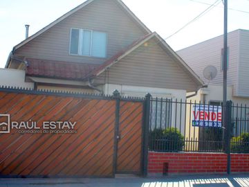 Vendemos casa de 3 dormitorios, 3 baños en Villa Las Bodegas