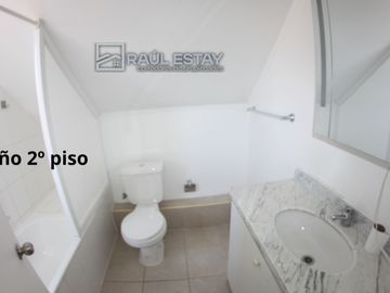 Vendemos casa de 3 dormitorios, 3 baños en Villa Las Bodegas