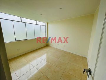 Se Vende Departamento De Estreno 3Er Piso En Huachipa