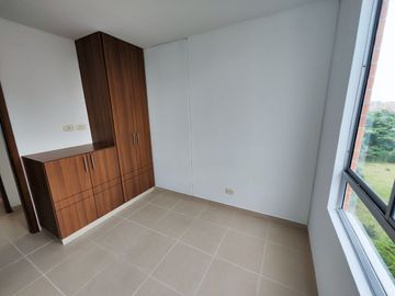 VENTA APARTAMENTO EXCELENTE UBICACIÓN - VALLE DEL LILI - SUR DE CALI