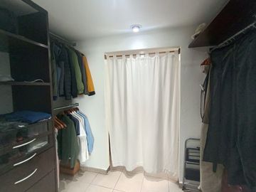 Casa en venta en Colonia Industrial, Gustavo A. Madero  ¡Vive, trabaja y ejercítate en un solo lugar! 🏡💼💪
