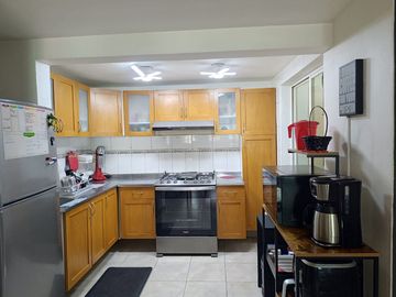 Casa en venta en Colonia Industrial, Gustavo A. Madero  ¡Vive, trabaja y ejercítate en un solo lugar! 🏡💼💪