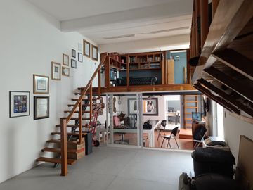 Casa en venta en Colonia Industrial, Gustavo A. Madero  ¡Vive, trabaja y ejercítate en un solo lugar! 🏡💼💪