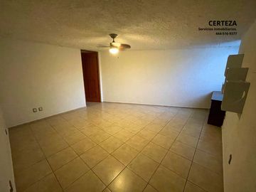 Casa en Venta a Cuadras del Edificio Torres Corzo, El Dorado y Tequis.