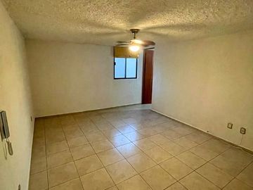 Casa en Venta a Cuadras del Edificio Torres Corzo, El Dorado y Tequis.