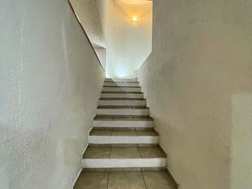 Casa en Venta a Cuadras del Edificio Torres Corzo, El Dorado y Tequis.