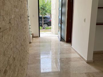 Casa en Venta en lomas de angelopolis