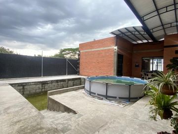 CA93 SE VENDE HERMOSA Y AMPLIA VIVENDA CAMPESTRE CORREGIMIENTO NARIÑO