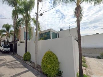 BONITA PROPIEDAD EN VENTA