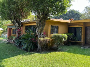 Oportunidad CASA Sola, VENTA para eventos en Cuernavaca-Temixco, zona sur, CESION