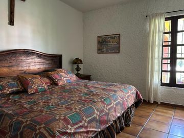 Oportunidad CASA Sola, VENTA para eventos en Cuernavaca-Temixco, zona sur, CESION