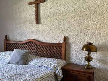 Oportunidad CASA Sola, VENTA para eventos en Cuernavaca-Temixco, zona sur, CESION